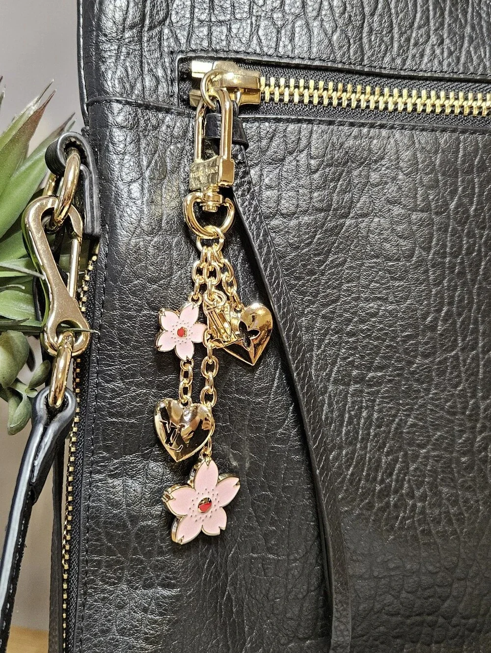 Pink Cherry Blossom Flower & Heart Key Charm 🌸